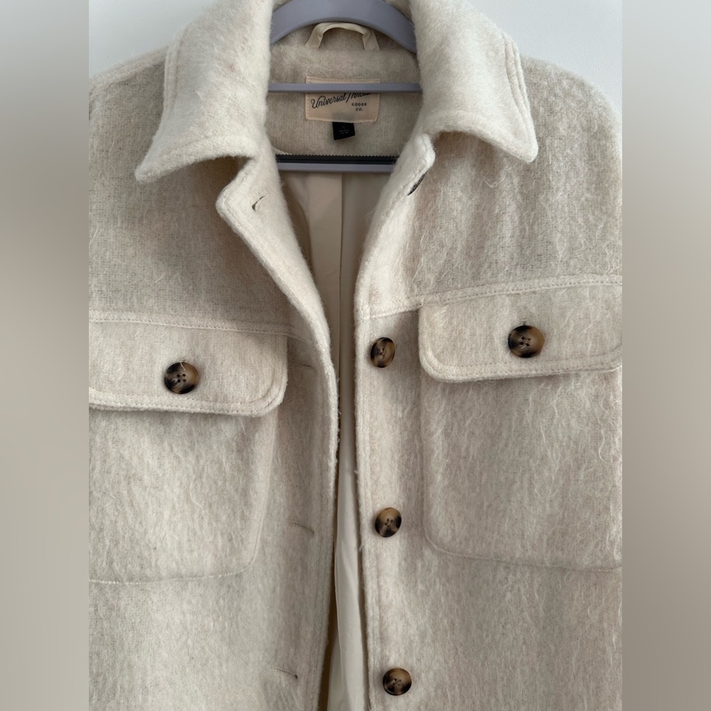 Oversized Wool Shacket Jacket - Picture 2 of 4